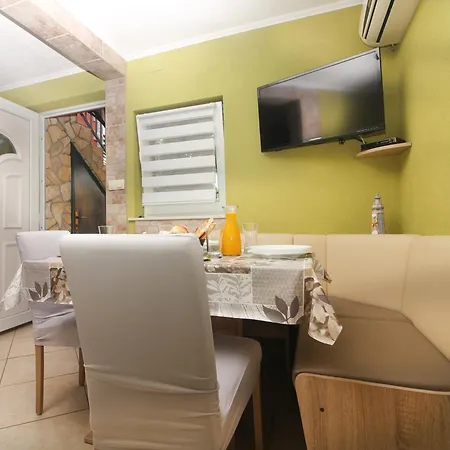 Galesic Apartamento *